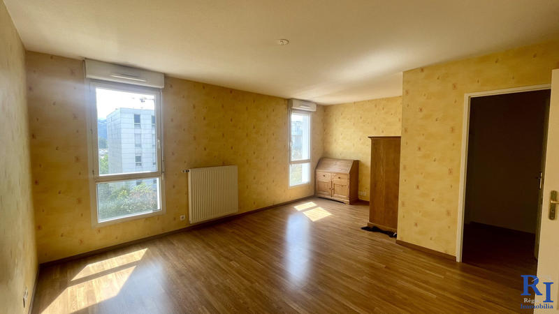Appartement - 88 m² - 4 pièces