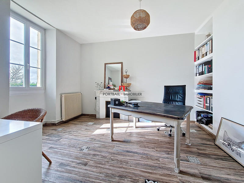 Maison ancienne - 273 m² - 7 pièces