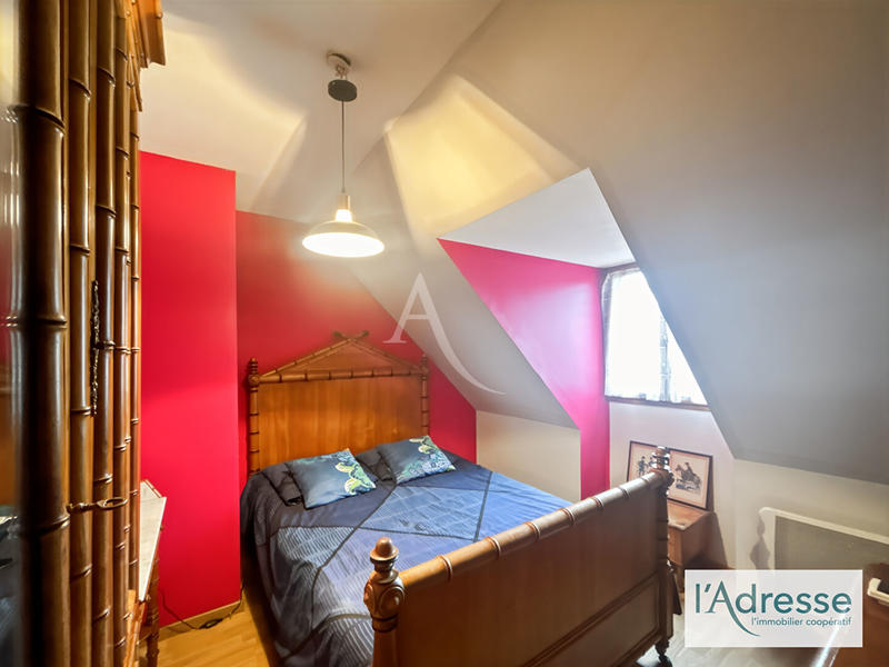 Maison - 104 m² - 5 pièces