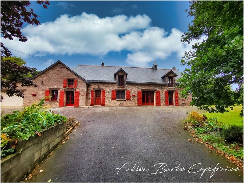 Maison - 170 m² - 8 pièces