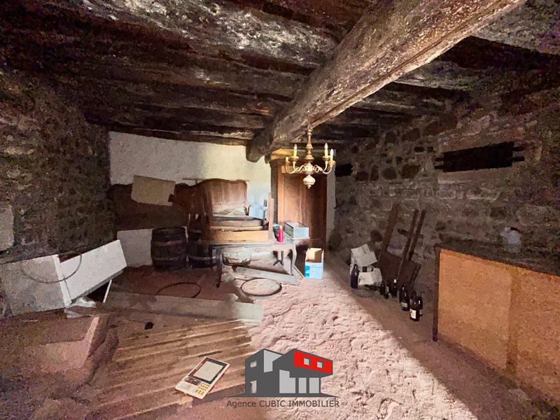 Maison - 147 m² - 10 pièces