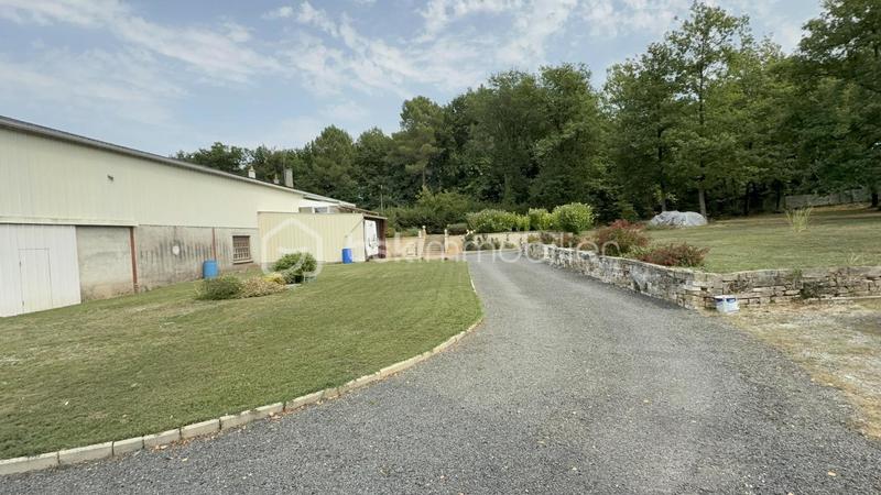 Immeuble - 660 m² - 10 pièces