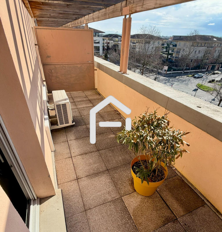 Appartement - 80 m² - 4 pièces