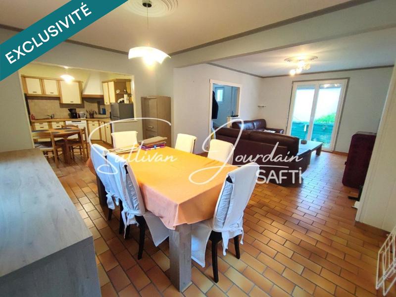 Maison - 139 m² - 8 pièces