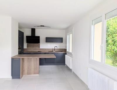 Maison - 77 m² - 4 pièces