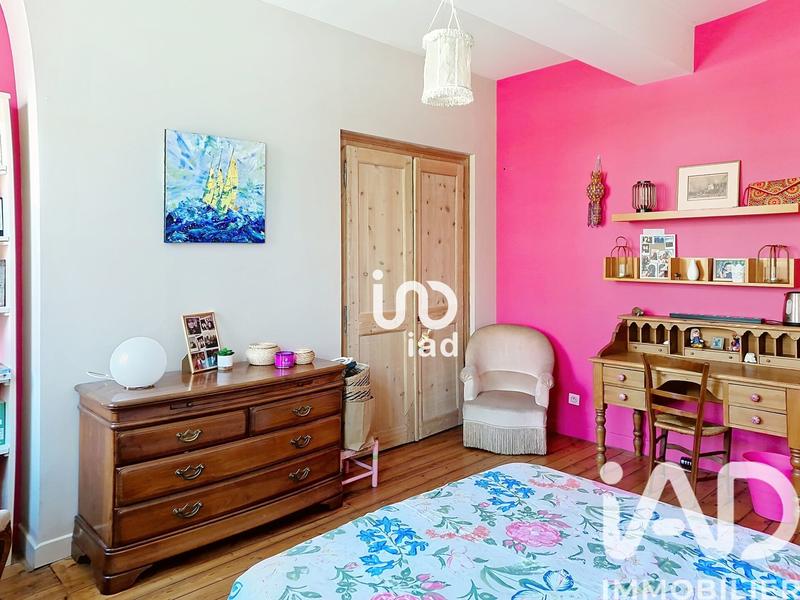 Maison - 244 m² - 10 pièces