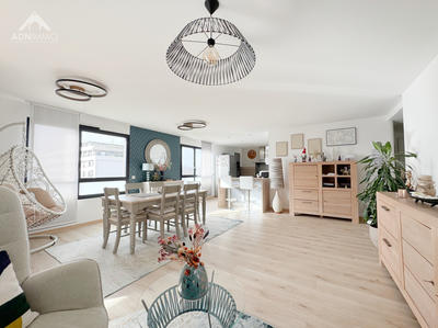 Appartement - 166 m² - 5 pièces