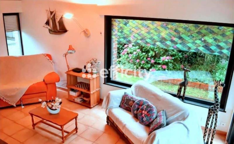 Pavillon - 121 m² - 7 pièces