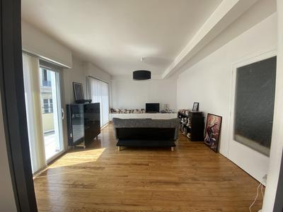 Appartement - 185 m² - 7 pièces
