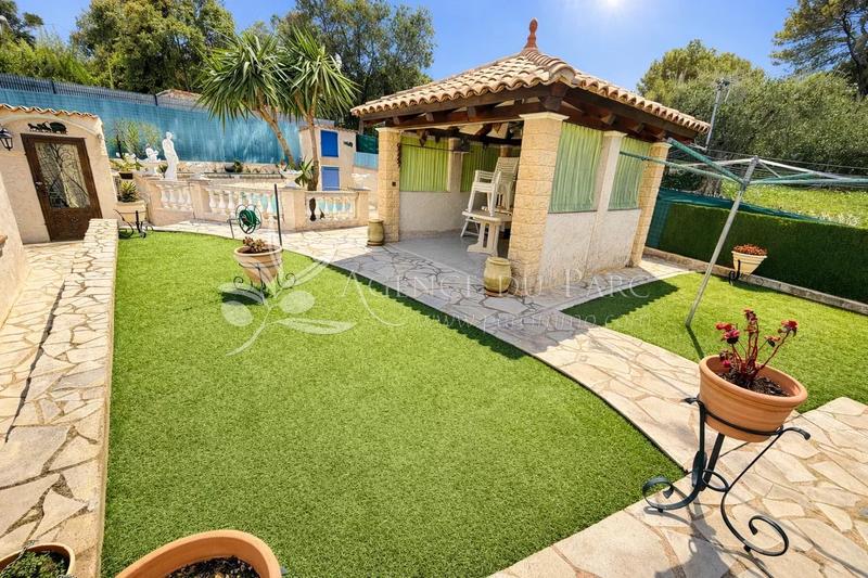 Maison - 168 m² - 6 pièces