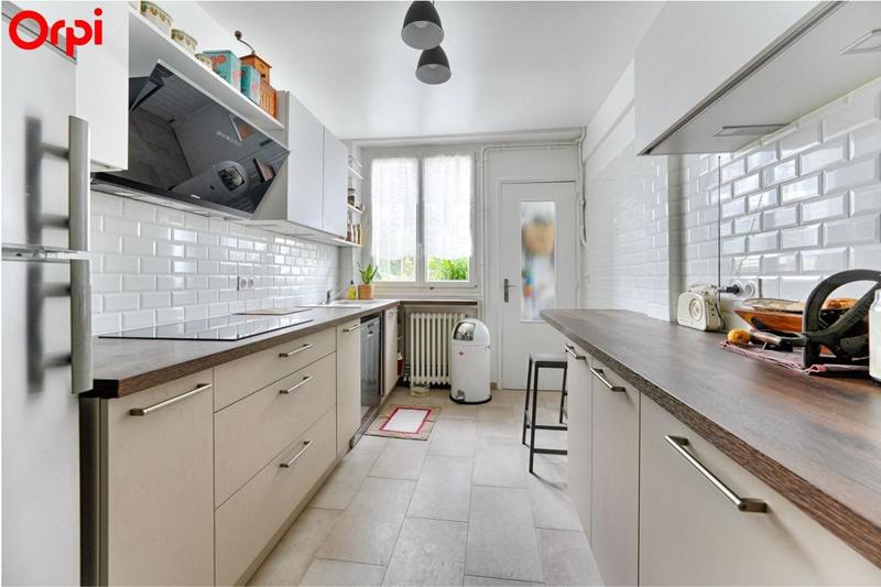 Appartement - 86 m² - 4 pièces