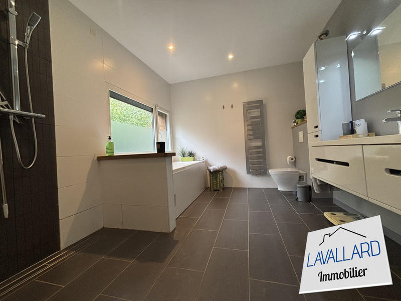 Maison - 135 m² - 4 pièces