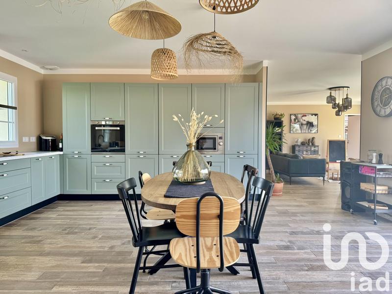 Maison - 140 m² - 4 pièces