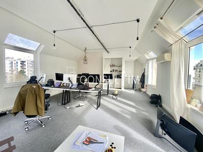 Bureau - 55 m²