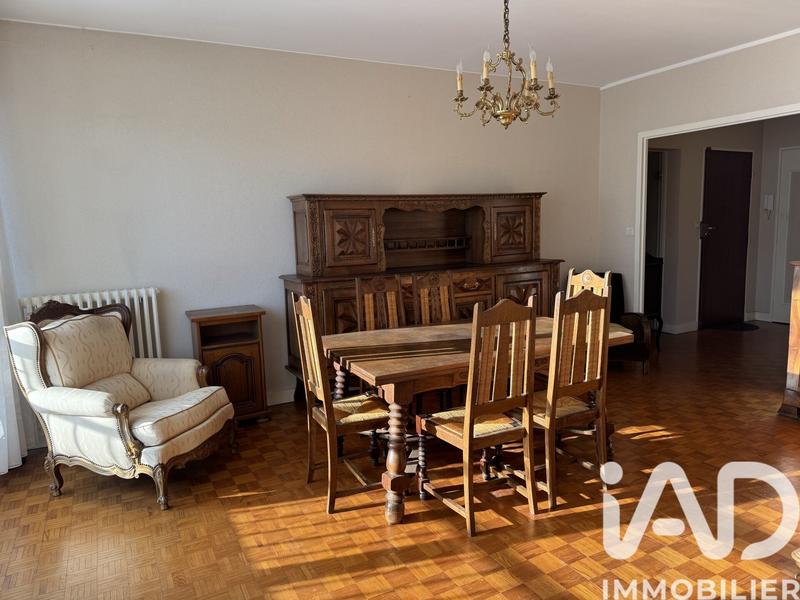 Appartement - 83 m² - 3 pièces