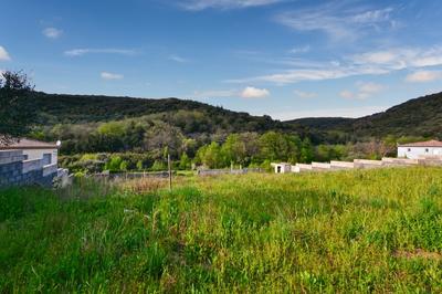 Terrain constructible - 2 011 m²