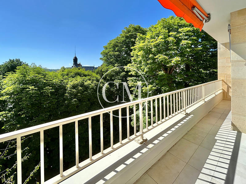 Appartement - 85 m² - 4 pièces