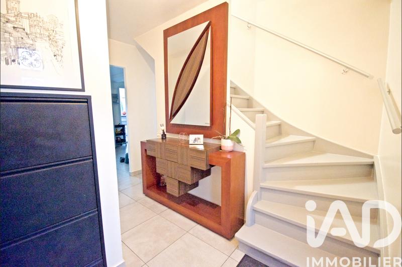 Maison - 163 m² - 8 pièces