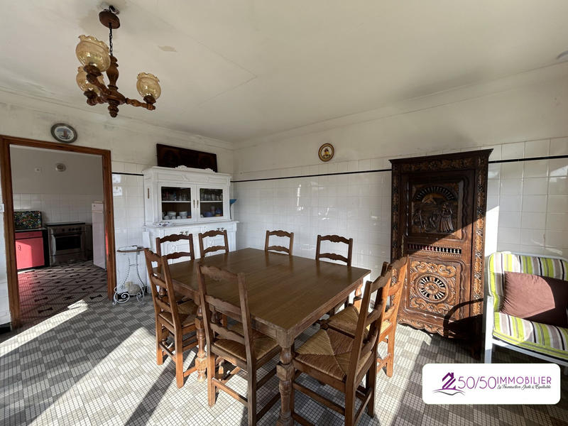 Maison - 95 m² - 6 pièces