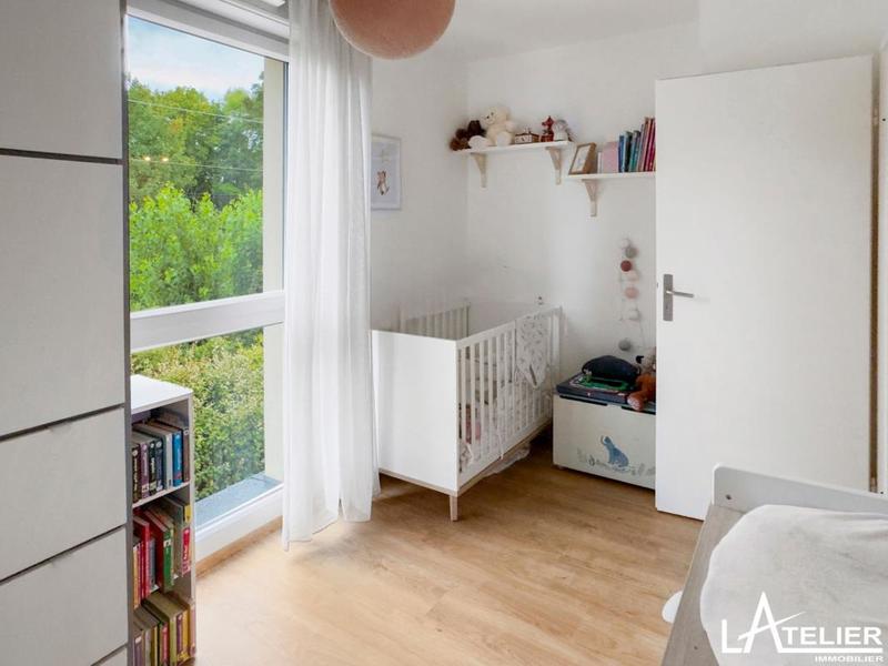 Appartement - 83 m² - 4 pièces