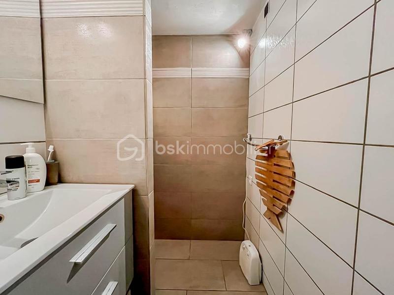 Maison traditionnelle - 90 m² - 5 pièces