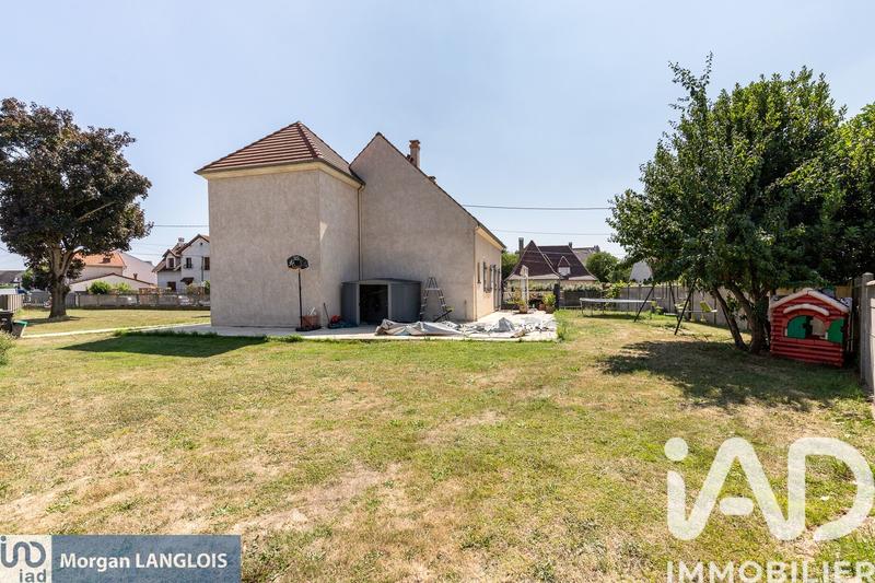 Maison - 110 m² - 6 pièces