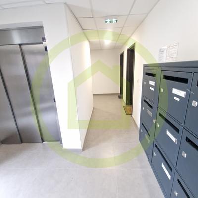 Appartement - 70 m² - 3 pièces