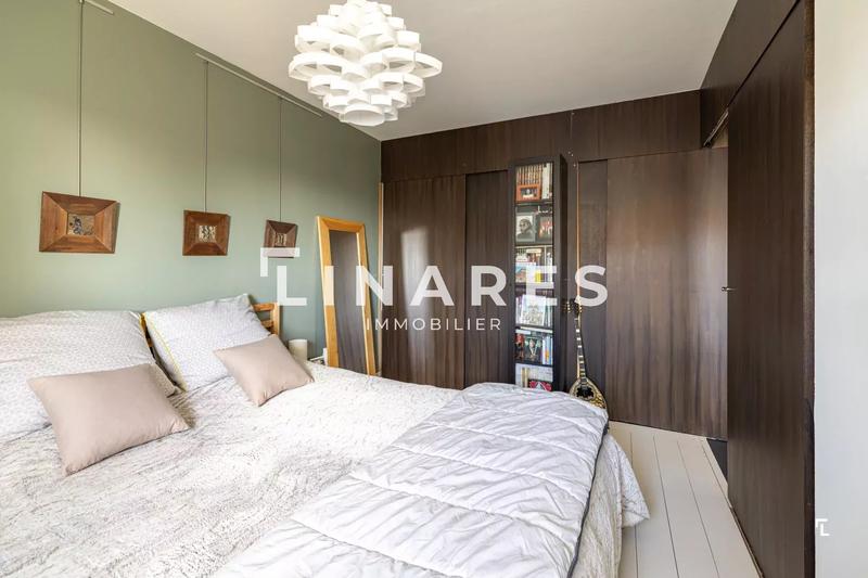 Appartement - 84 m² - 4 pièces