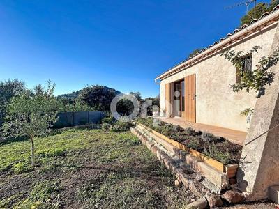 Maison - 147 m² - 4 pièces