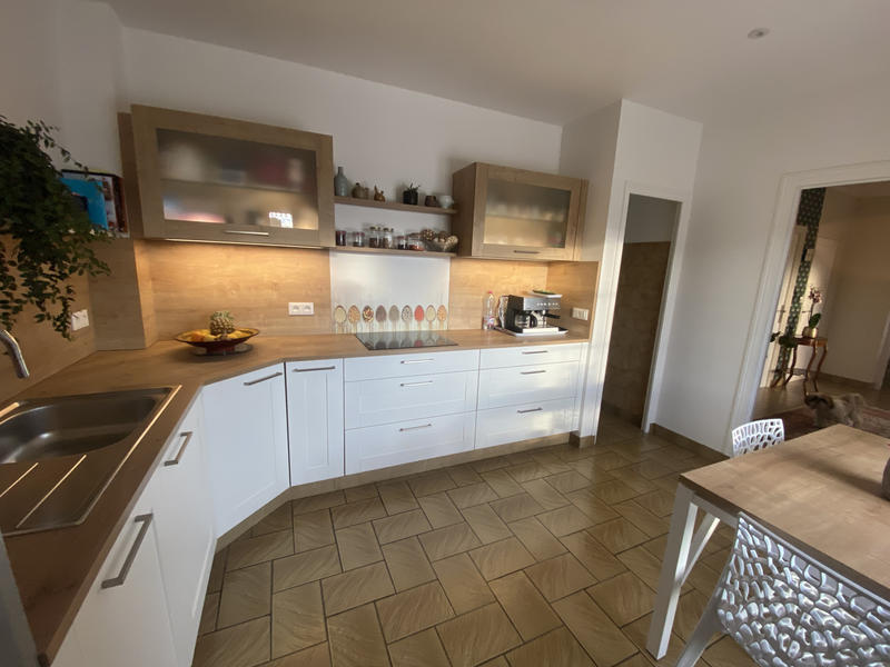 Maison - 224 m² - 8 pièces