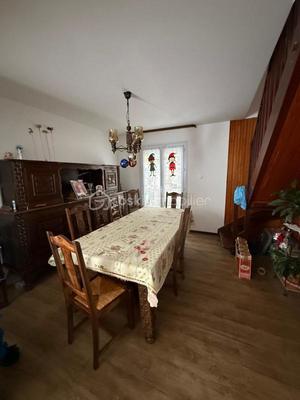 Maison - 110 m² - 6 pièces