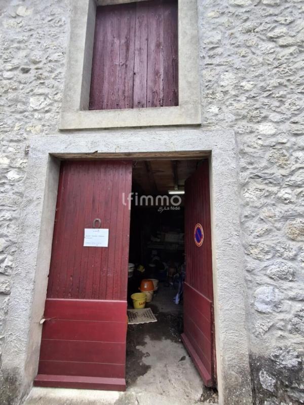 Maison en pierre - 87 m² - 4 pièces