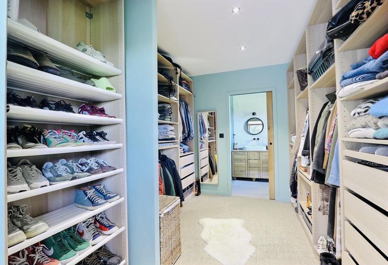 Villa - 250 m² - 9 pièces