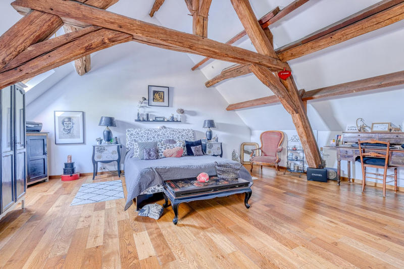 Maison - 168 m² - 6 pièces