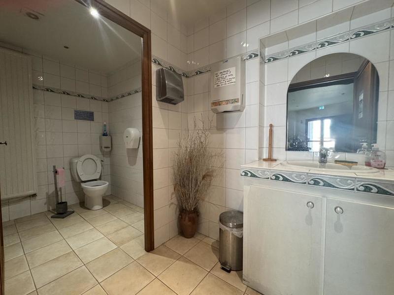 Fonds de commerce - Hôtellerie / Restauration - 145 m²