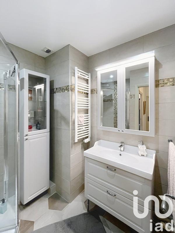 Appartement - 77 m² - 4 pièces