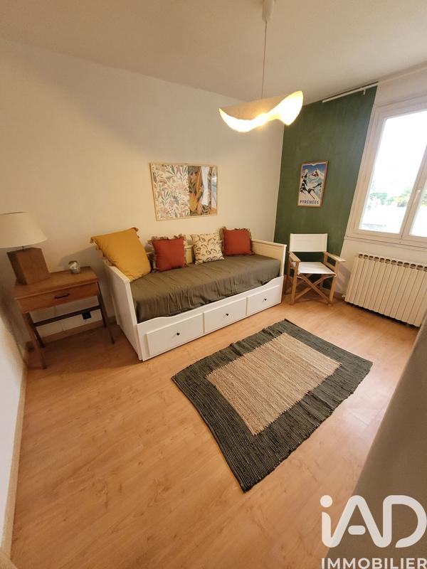 Maison - 200 m² - 8 pièces