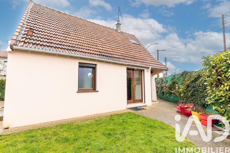 Maison - 90 m² - 6 pièces