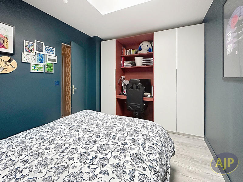 Maison - 143 m² - 6 pièces