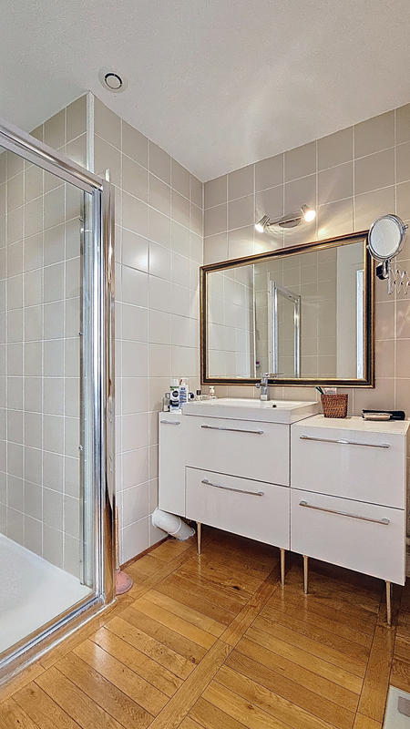 Maison - 284 m² - 8 pièces