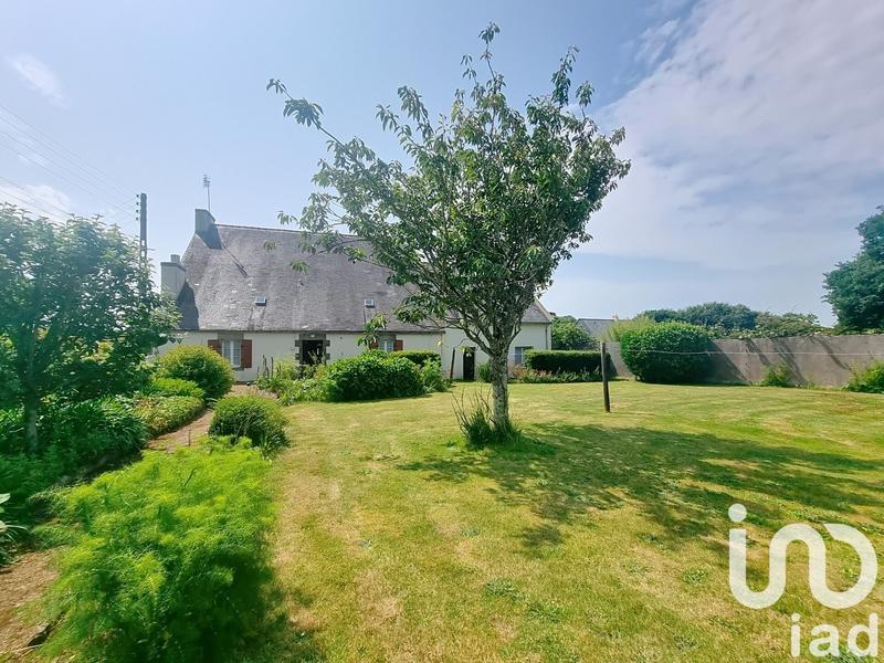 Maison - 243 m² - 10 pièces