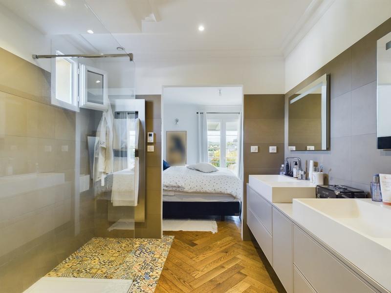 Appartement - 124 m² - 5 pièces