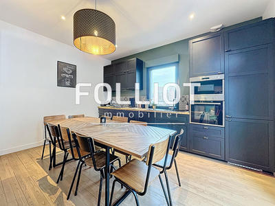 Maison - 141 m² - 5 pièces