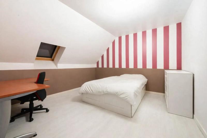 Maison - 200 m² - 8 pièces