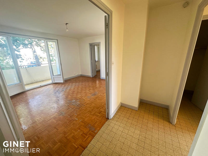 Appartement - 75 m² - 4 pièces