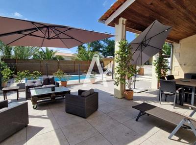 Longère - 500 m² - 11 pièces