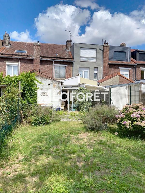 Maison - 95 m² - 4 pièces