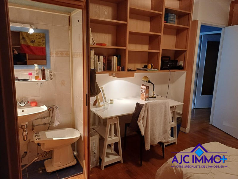 Appartement - 125 m² - 5 pièces