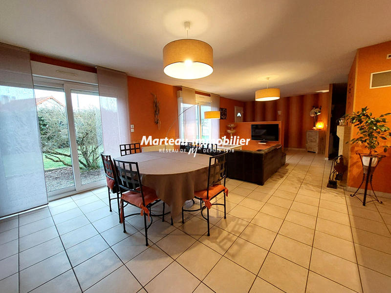 Maison - 101 m² - 5 pièces