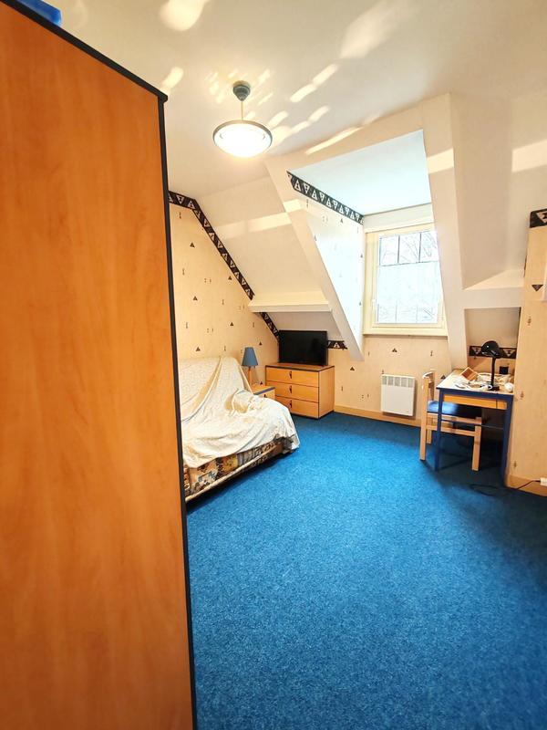 Maison - 190 m² - 8 pièces